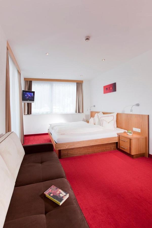 Garni Auriga Hotell *